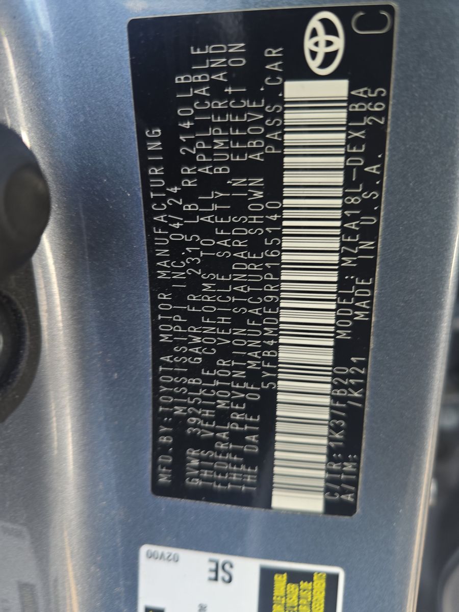 2024 Toyota Corolla LE FWD