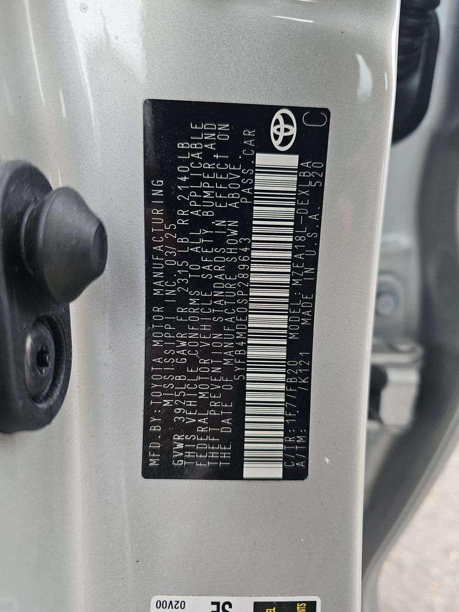 2025 Toyota Corolla LE FWD