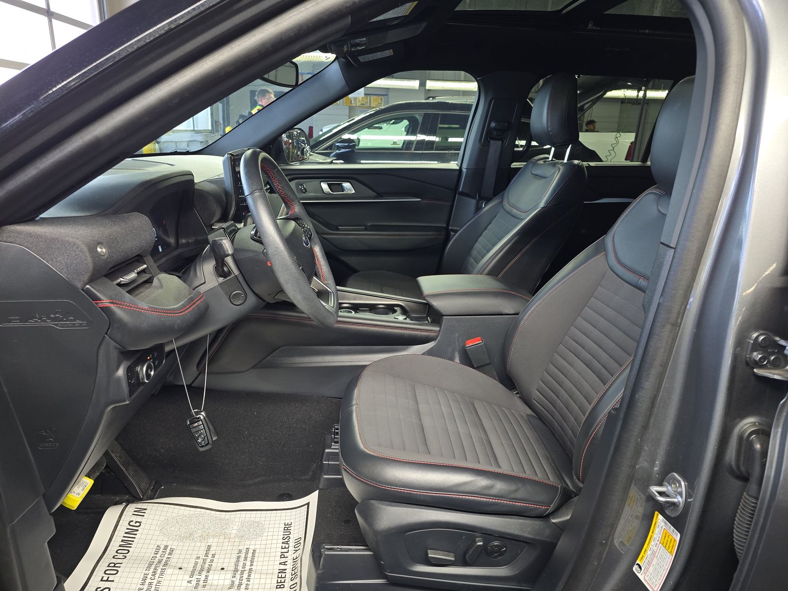 2025 Ford Explorer ST-Line AWD