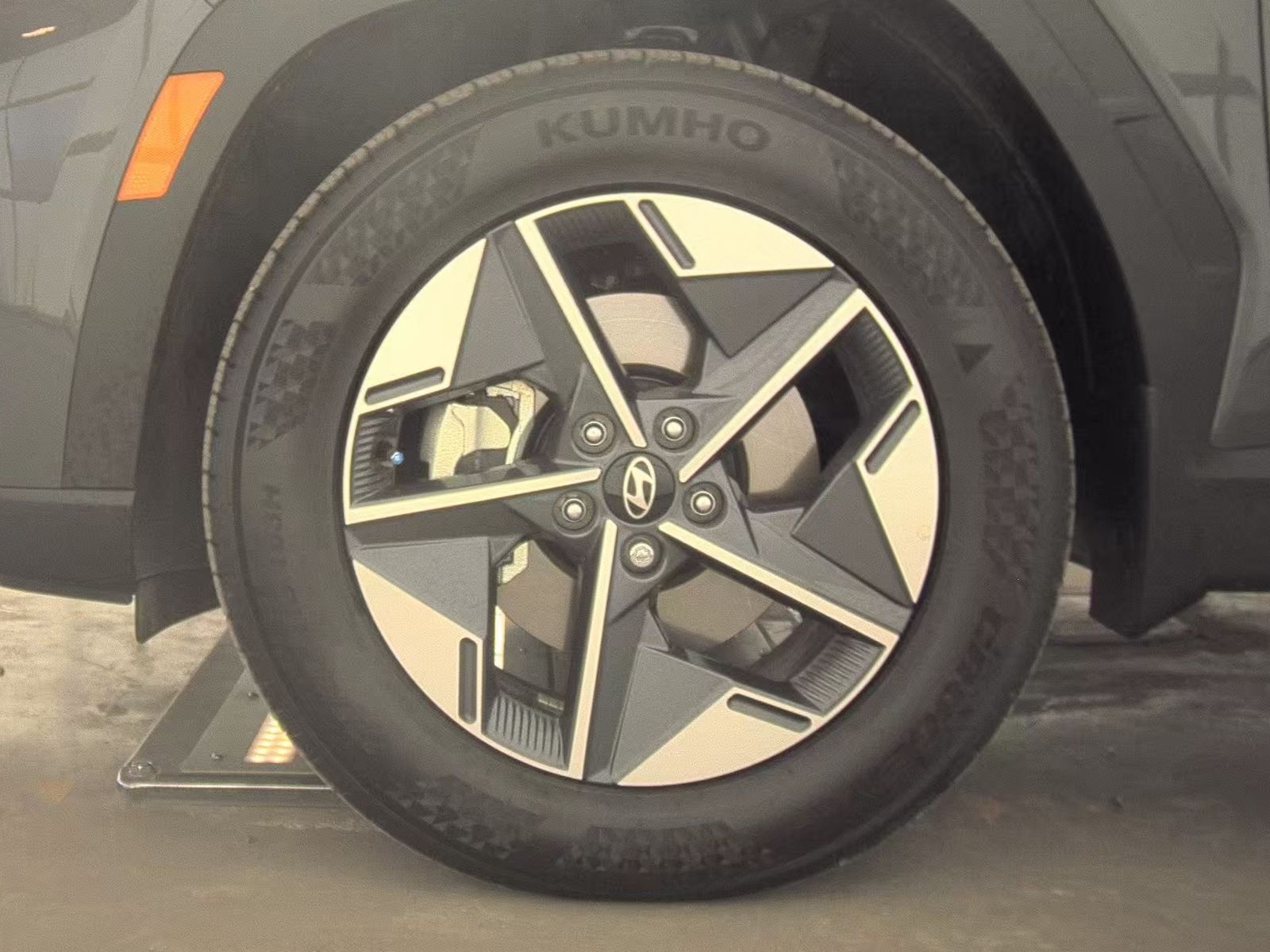 HYUNDAI UNKNOWN - 10