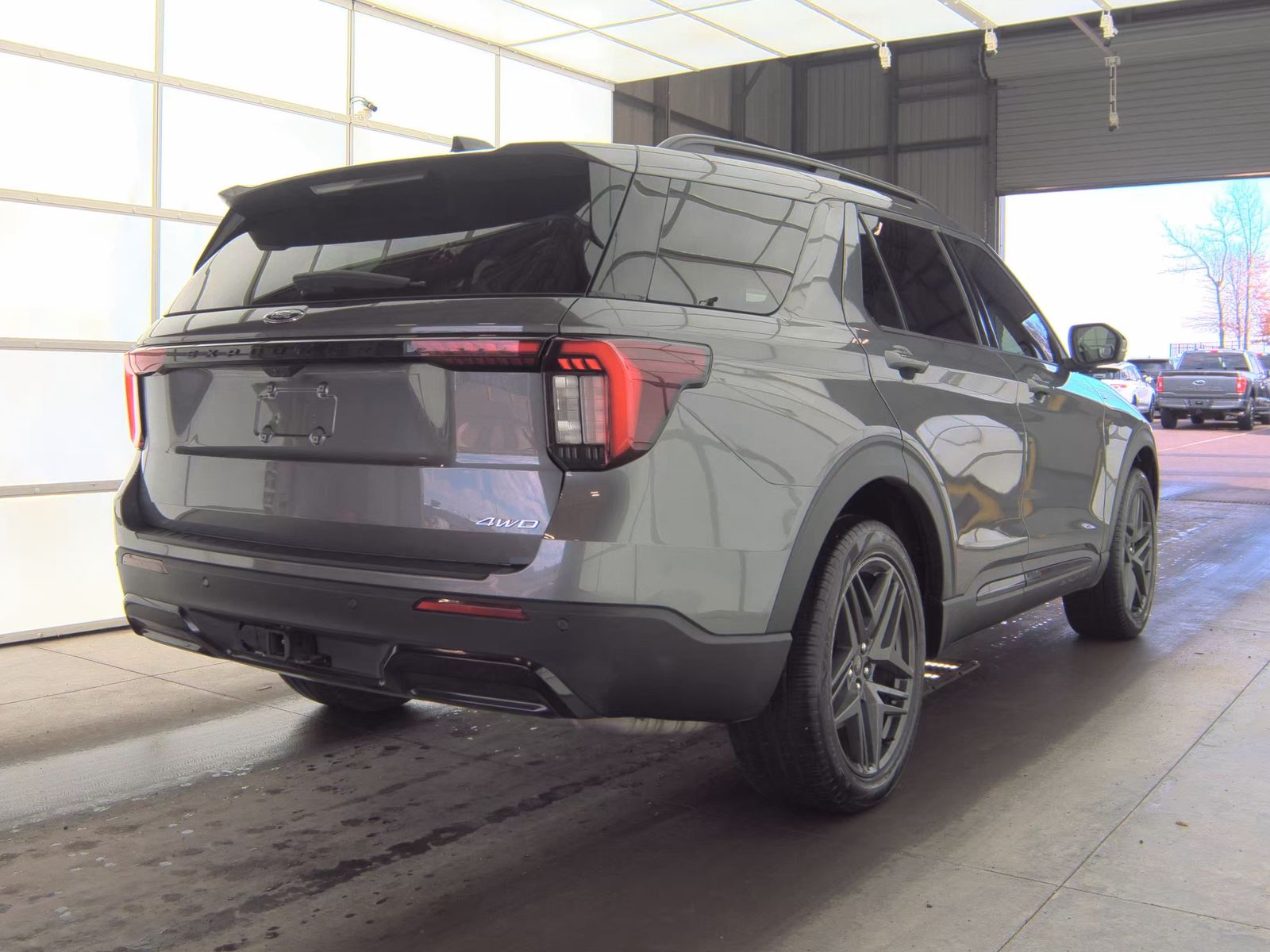 2025 Ford Explorer ST-Line AWD