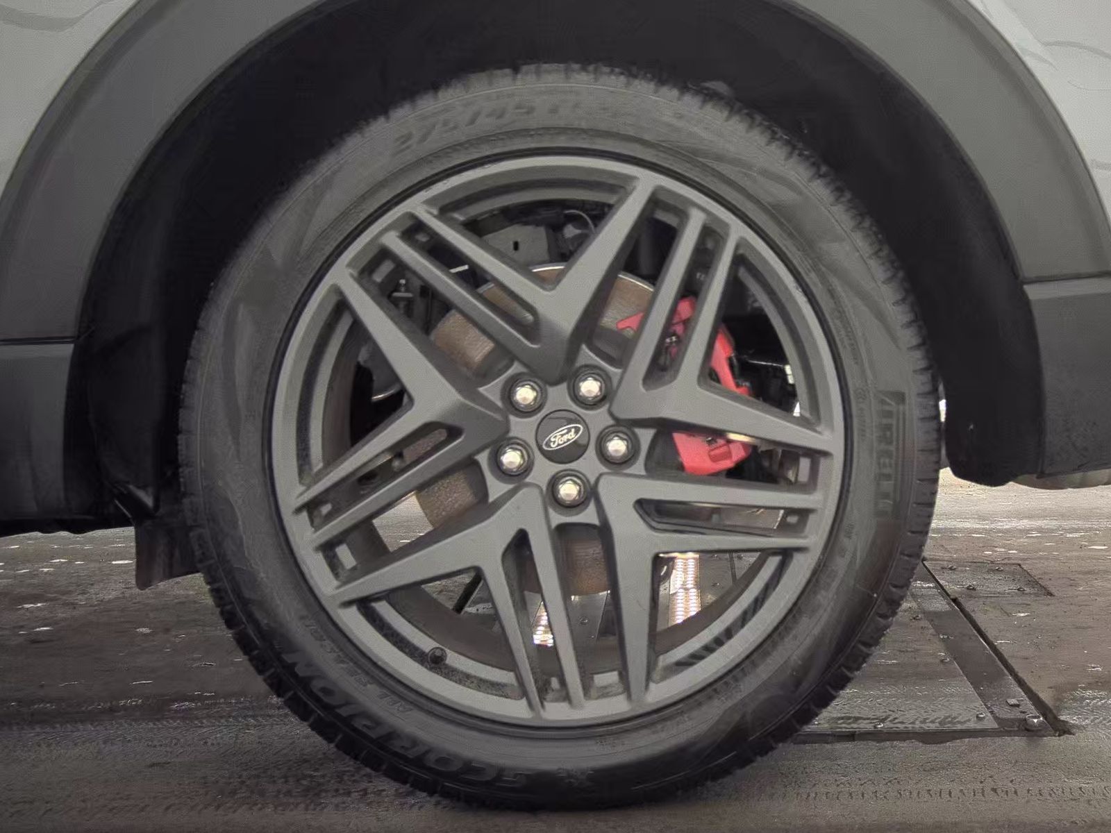 2025 Ford Explorer ST-Line AWD