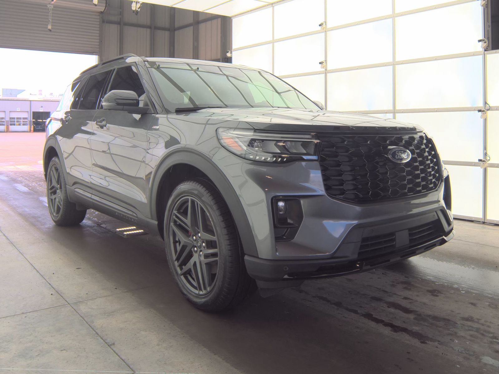 2025 Ford Explorer ST-Line AWD