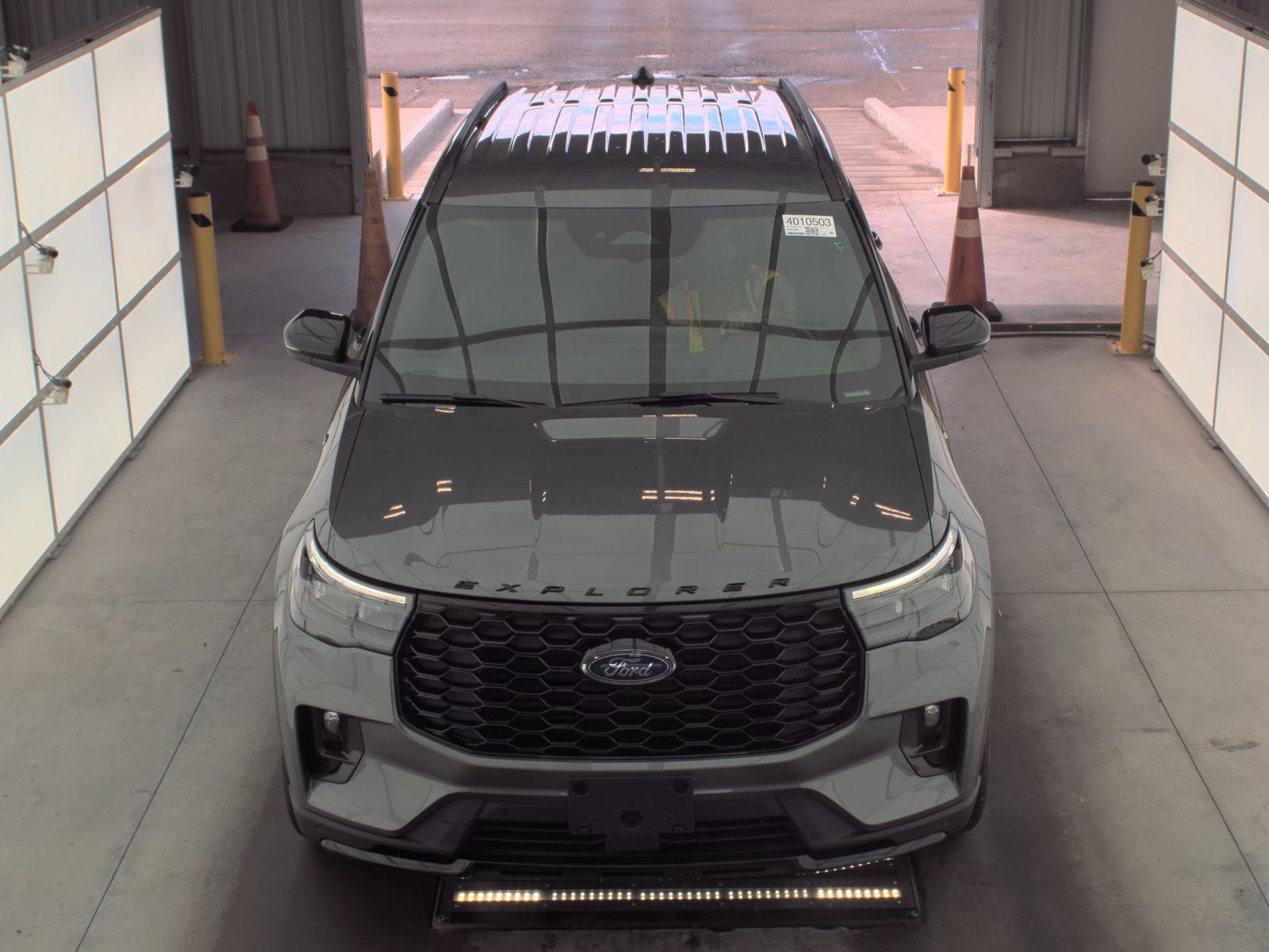 2025 Ford Explorer ST-Line AWD