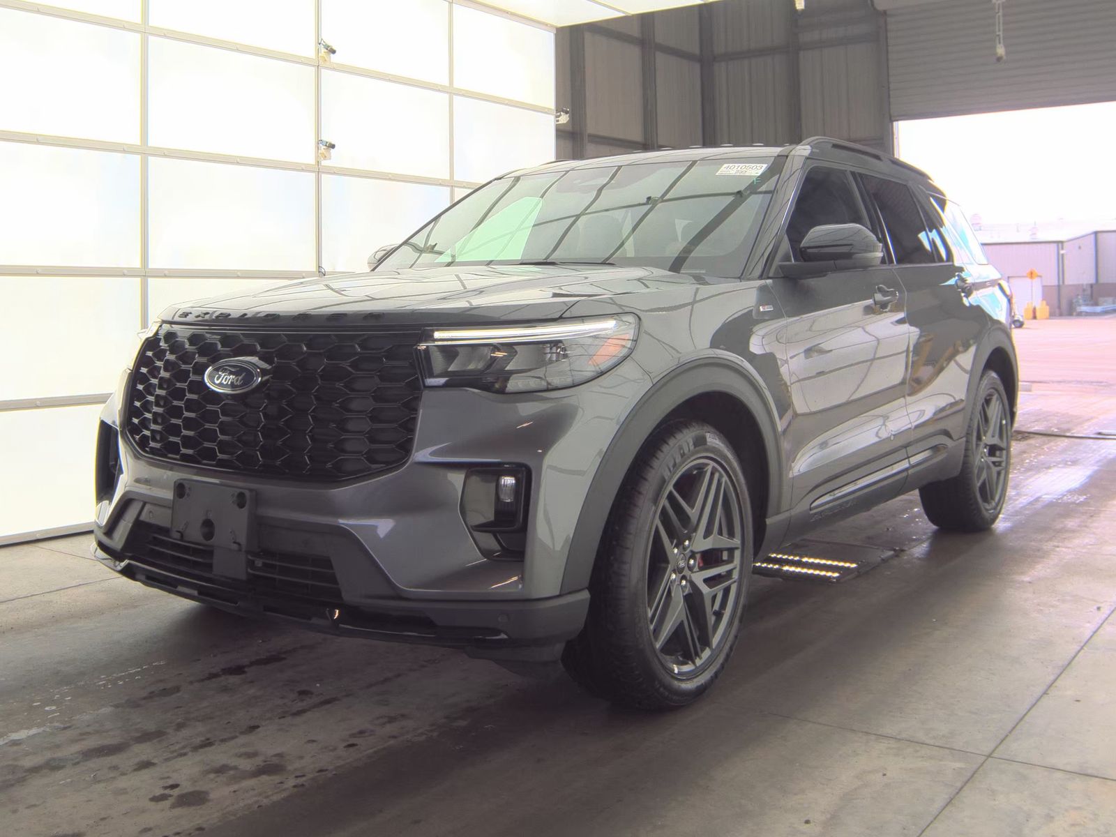 2025 Ford Explorer ST-Line AWD