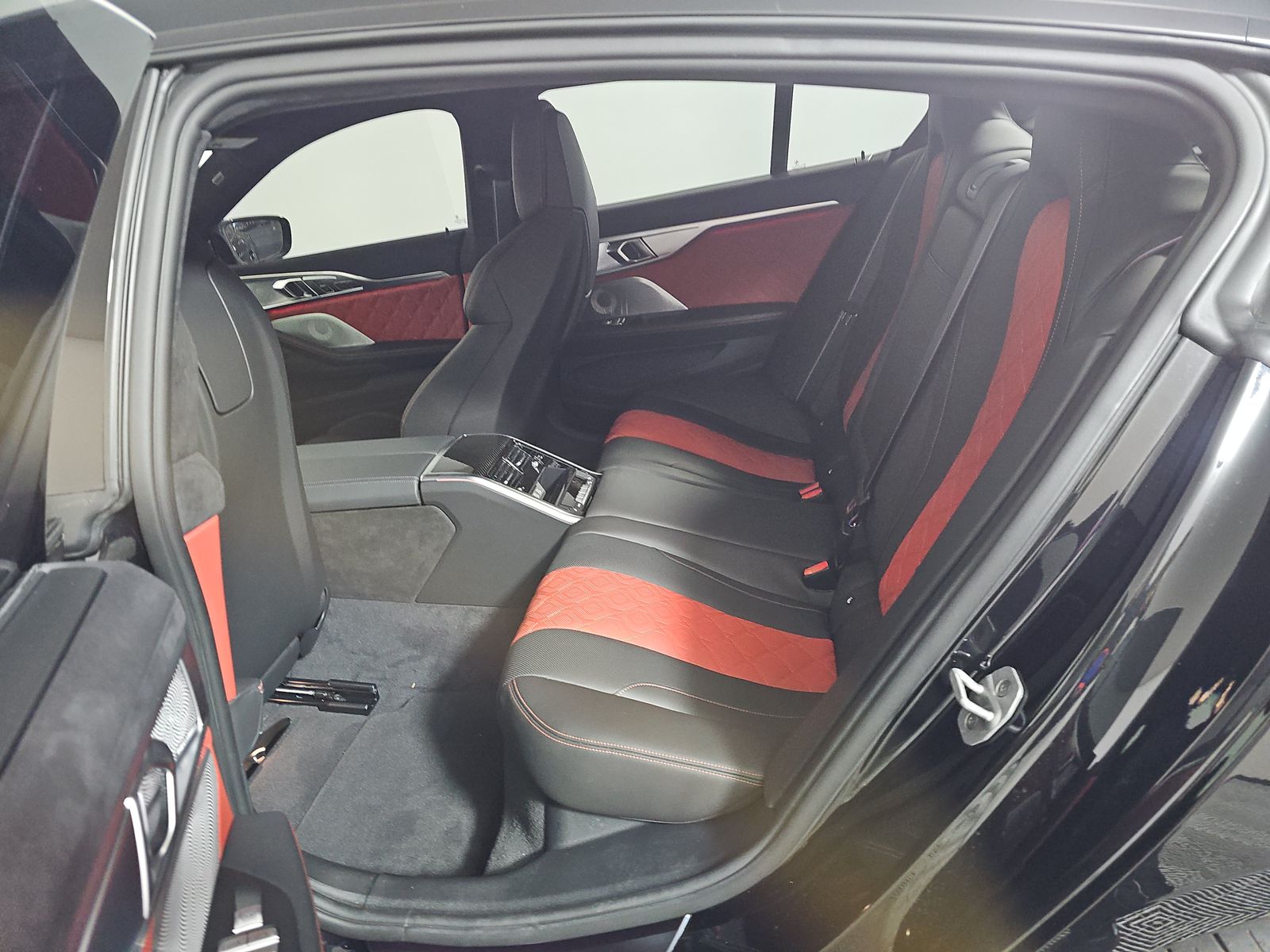 2025 BMW M8 Competition AWD