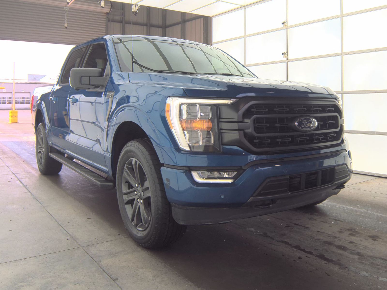 2023 Ford F-150 XLT AWD