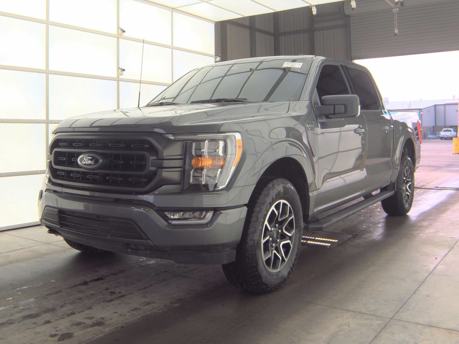 2023 Ford F-150 XLT AWD