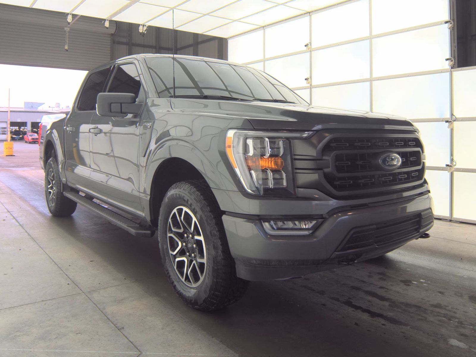 2023 Ford F-150 XLT AWD