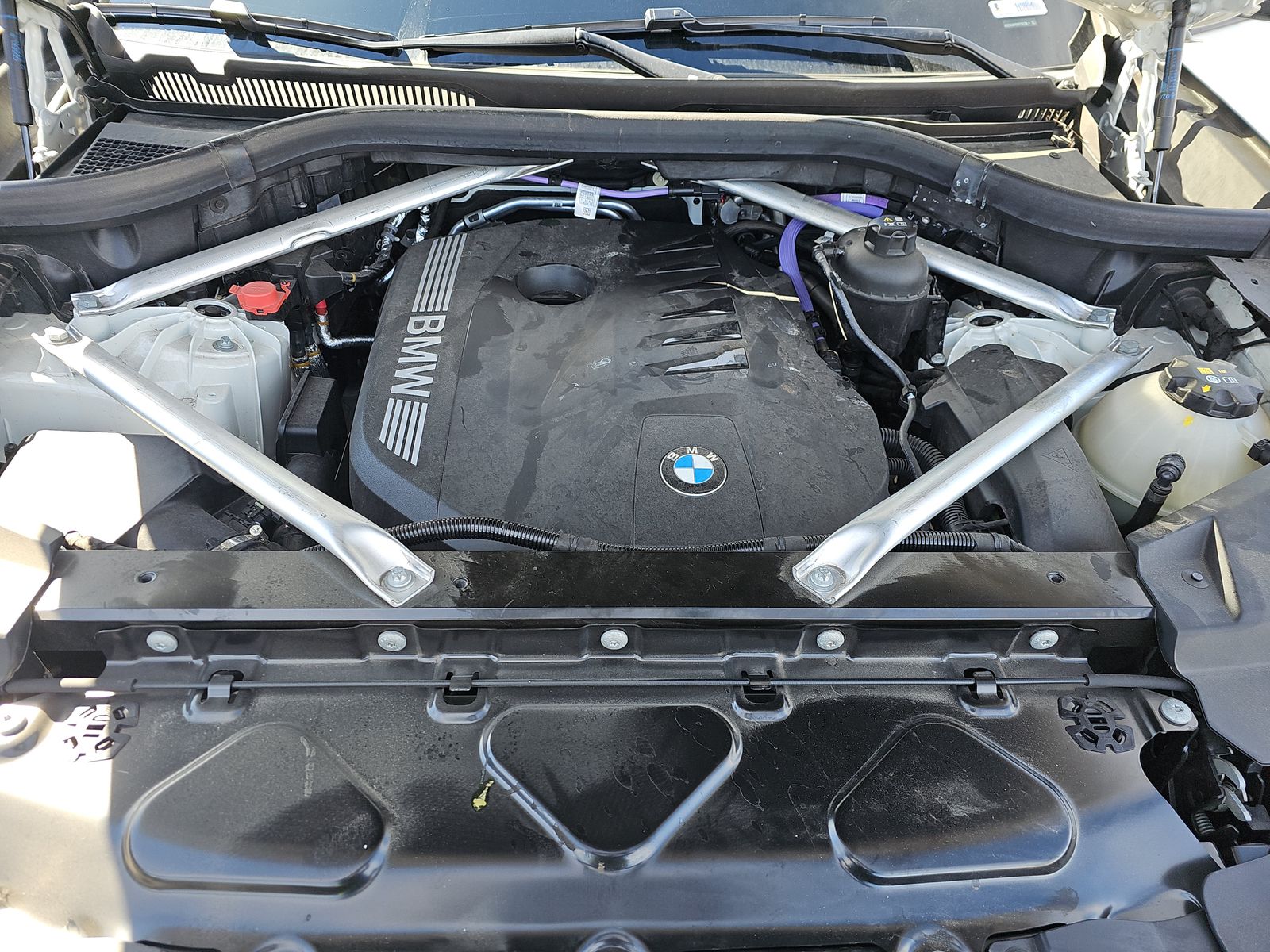 2025 BMW X5 xDrive40i AWD