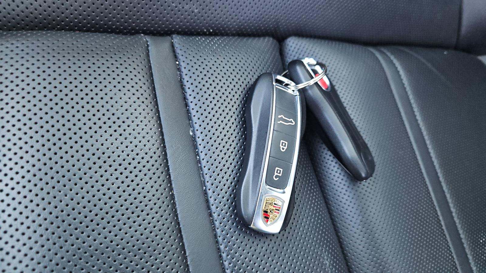 2024 Porsche Cayenne Base AWD