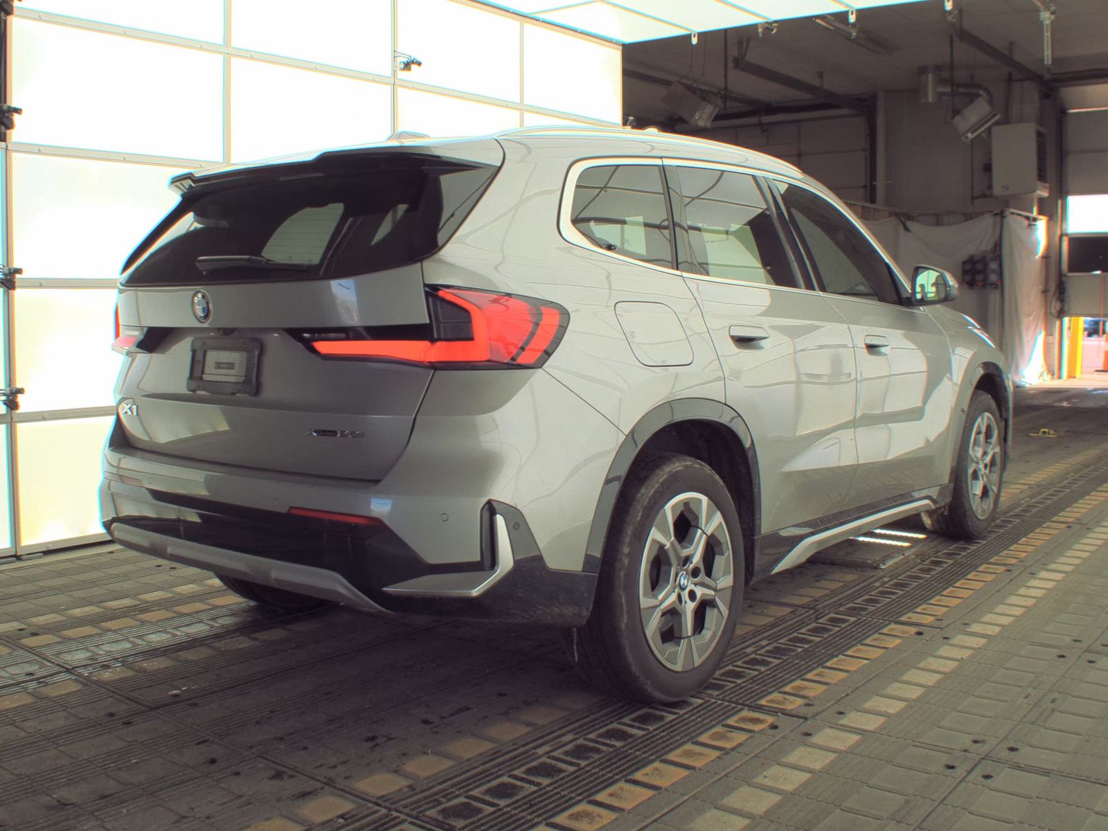 2025 BMW X1 xDrive28i AWD