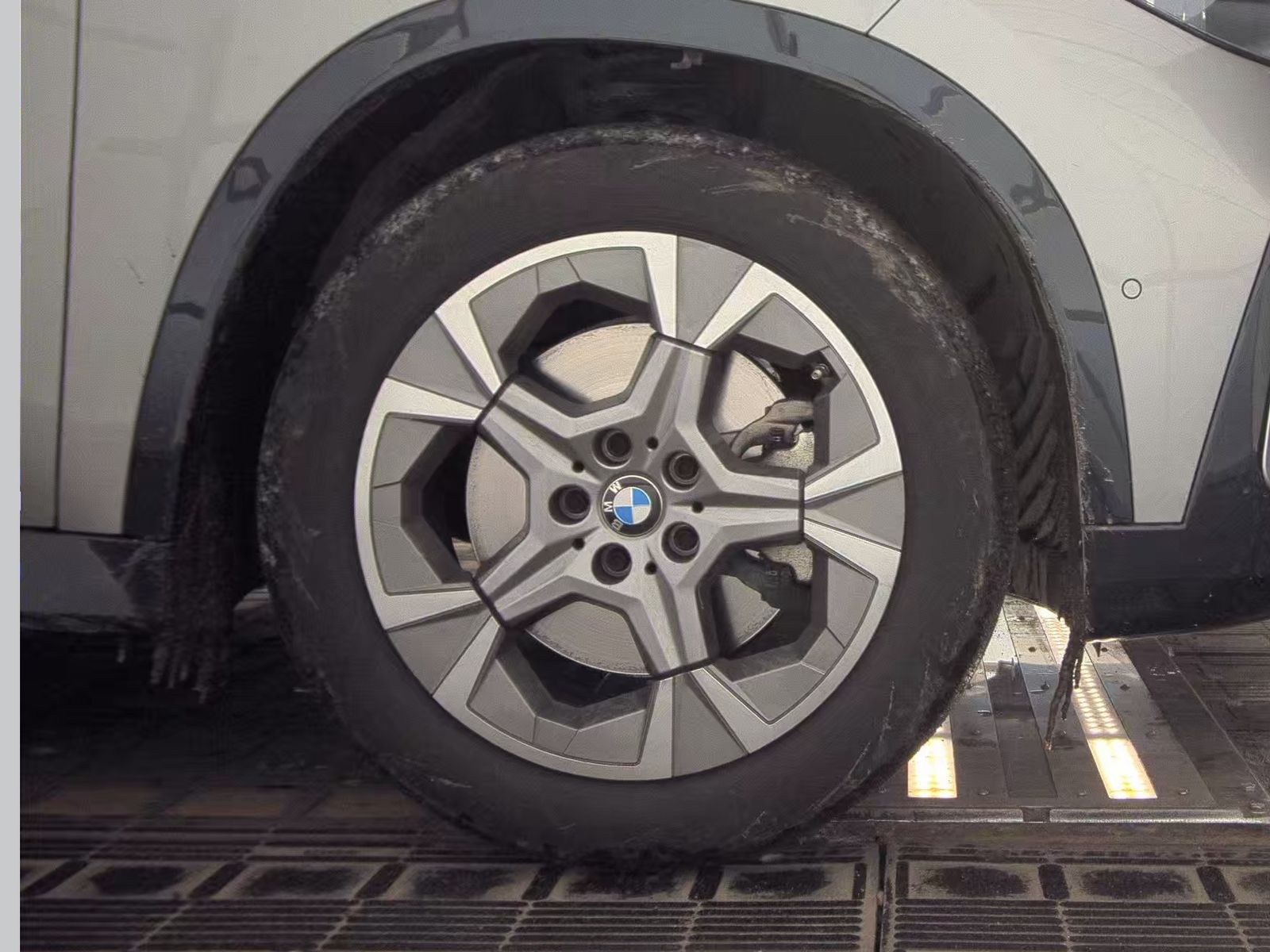 2025 BMW X1 xDrive28i AWD