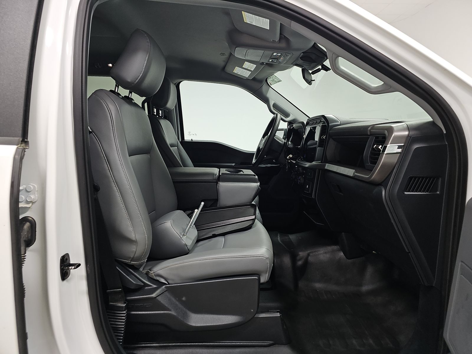 2024 Ford F-150 XL AWD