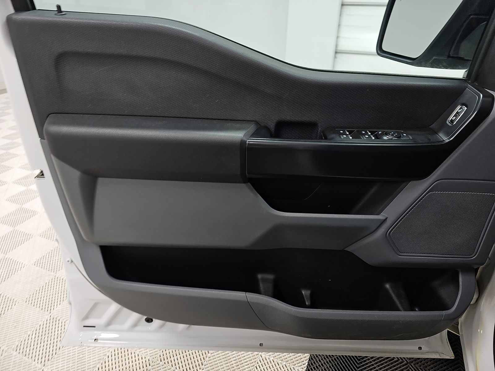 2024 Ford F-150 XL AWD