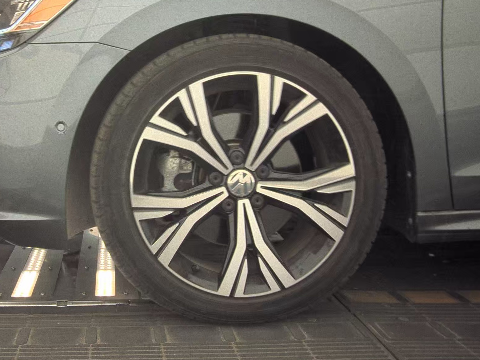 2020 Volkswagen Passat 2.0T SEL FWD