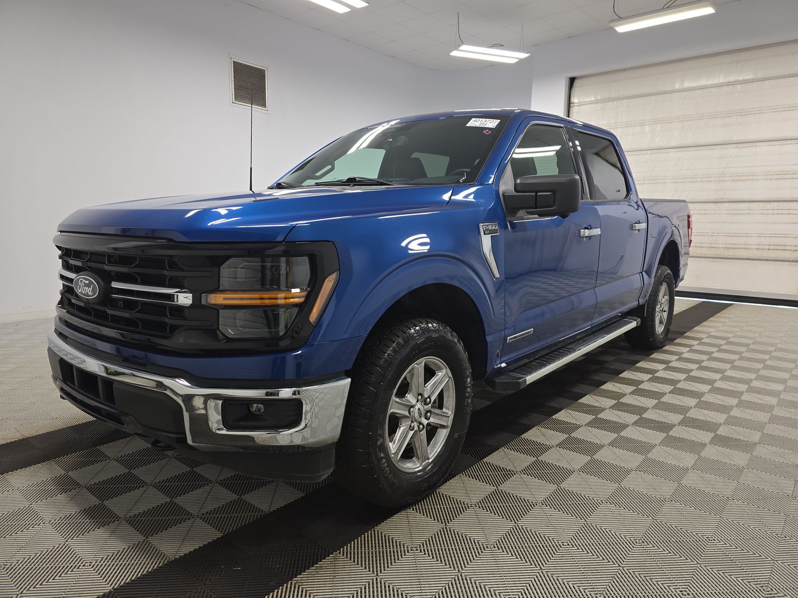 2024 Ford F-150 Hybrid XLT AWD