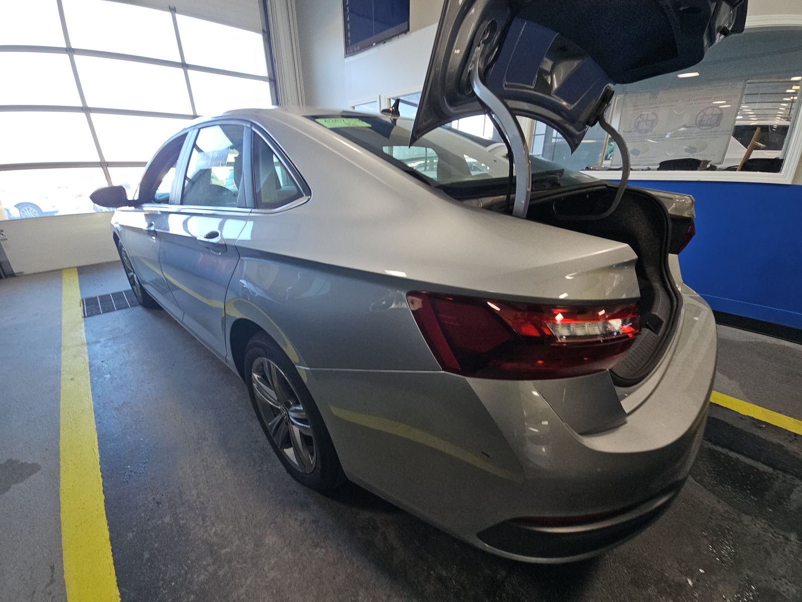 2024 Volkswagen Jetta 1.5T SE FWD