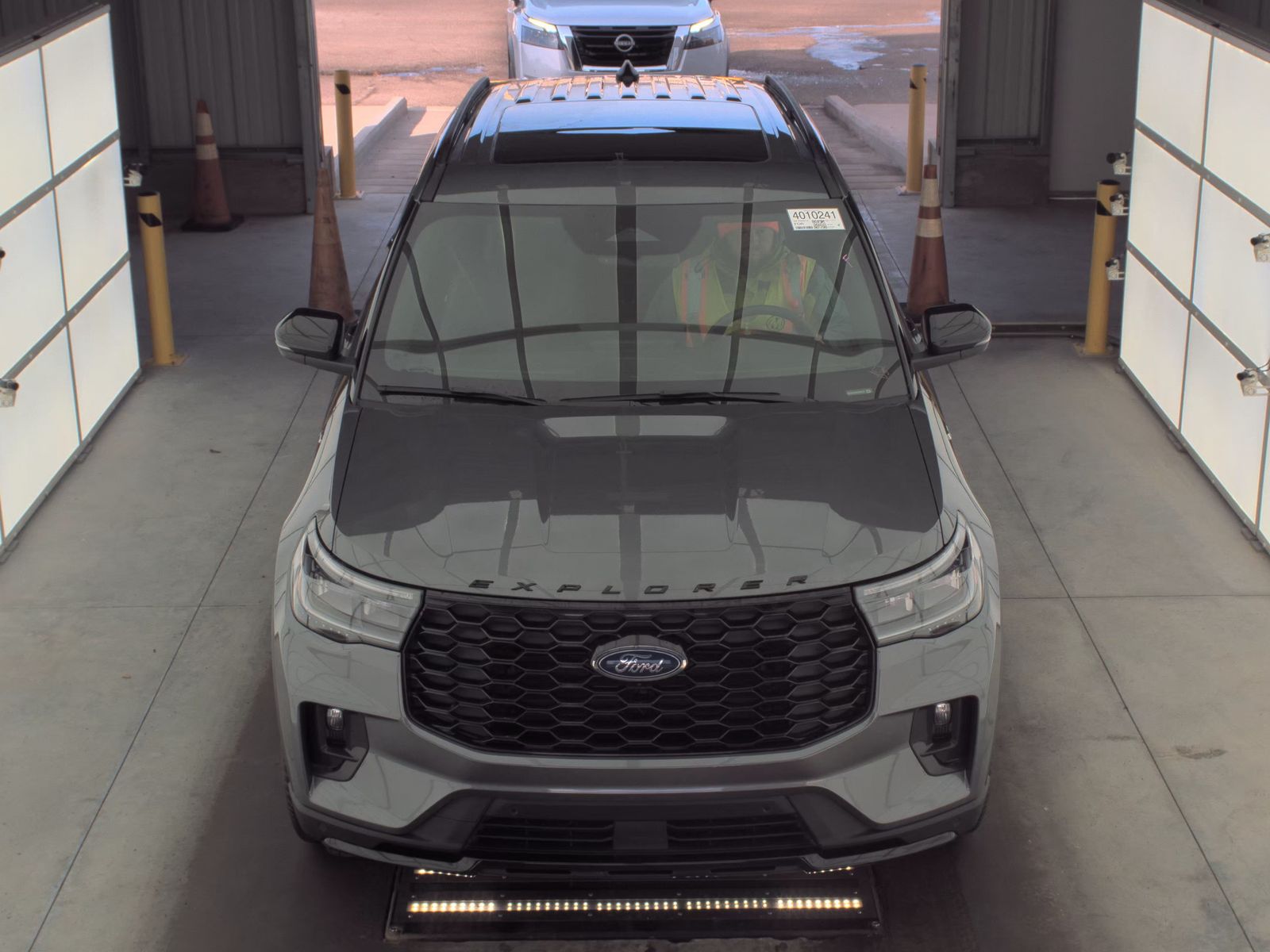 2025 Ford Explorer ST-Line AWD