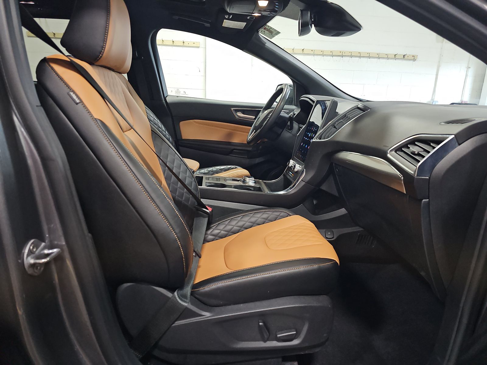 2024 Ford Edge Titanium AWD