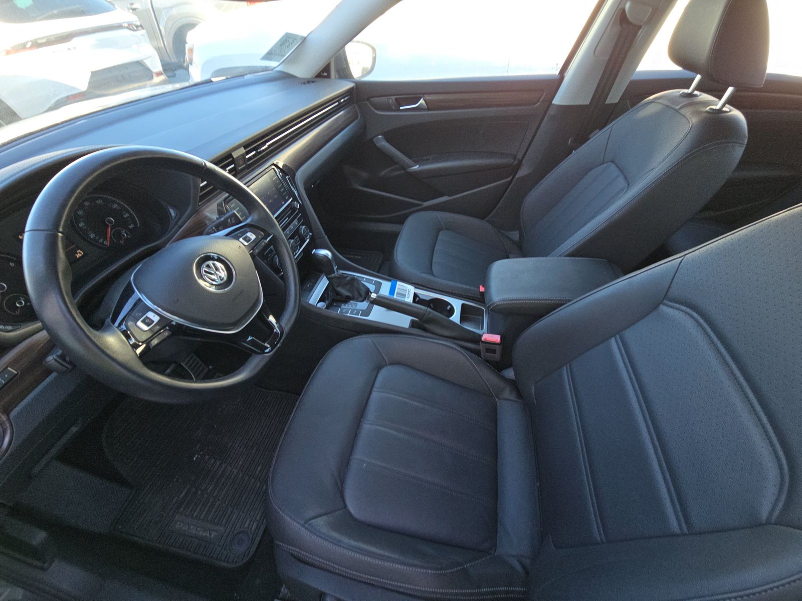 2020 Volkswagen Passat 2.0T SEL FWD