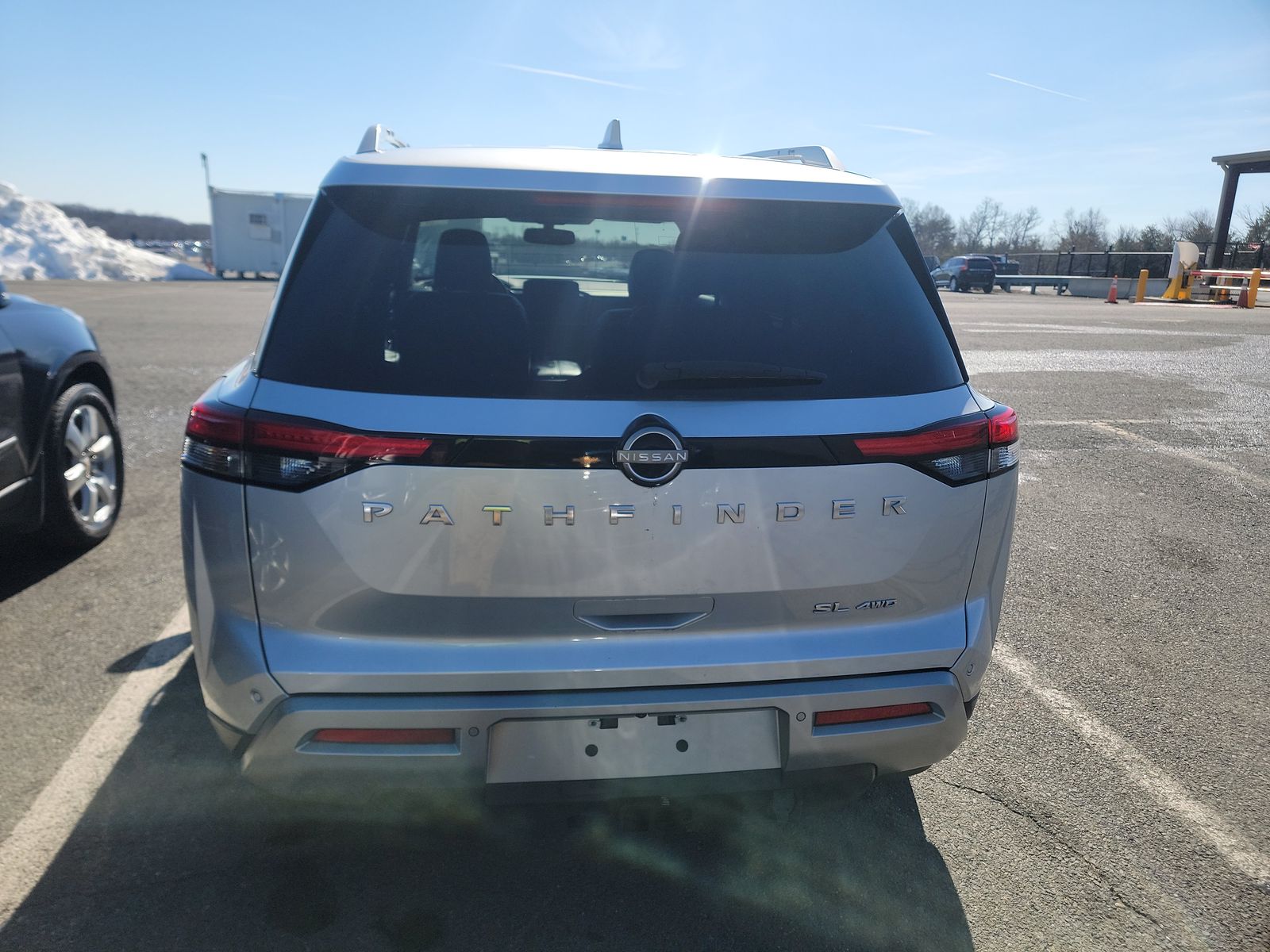 2022 Nissan Pathfinder SL AWD