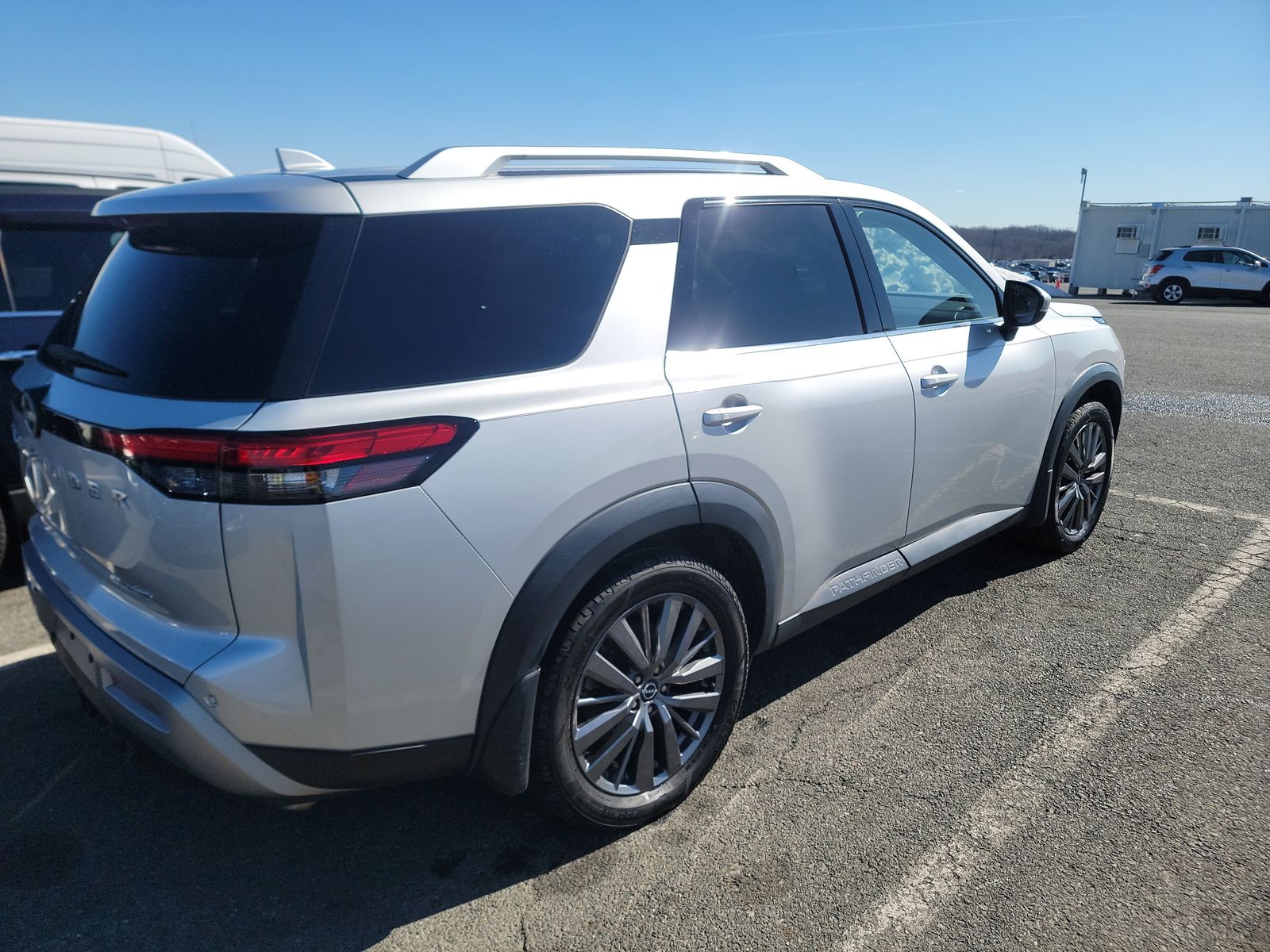 2022 Nissan Pathfinder SL AWD
