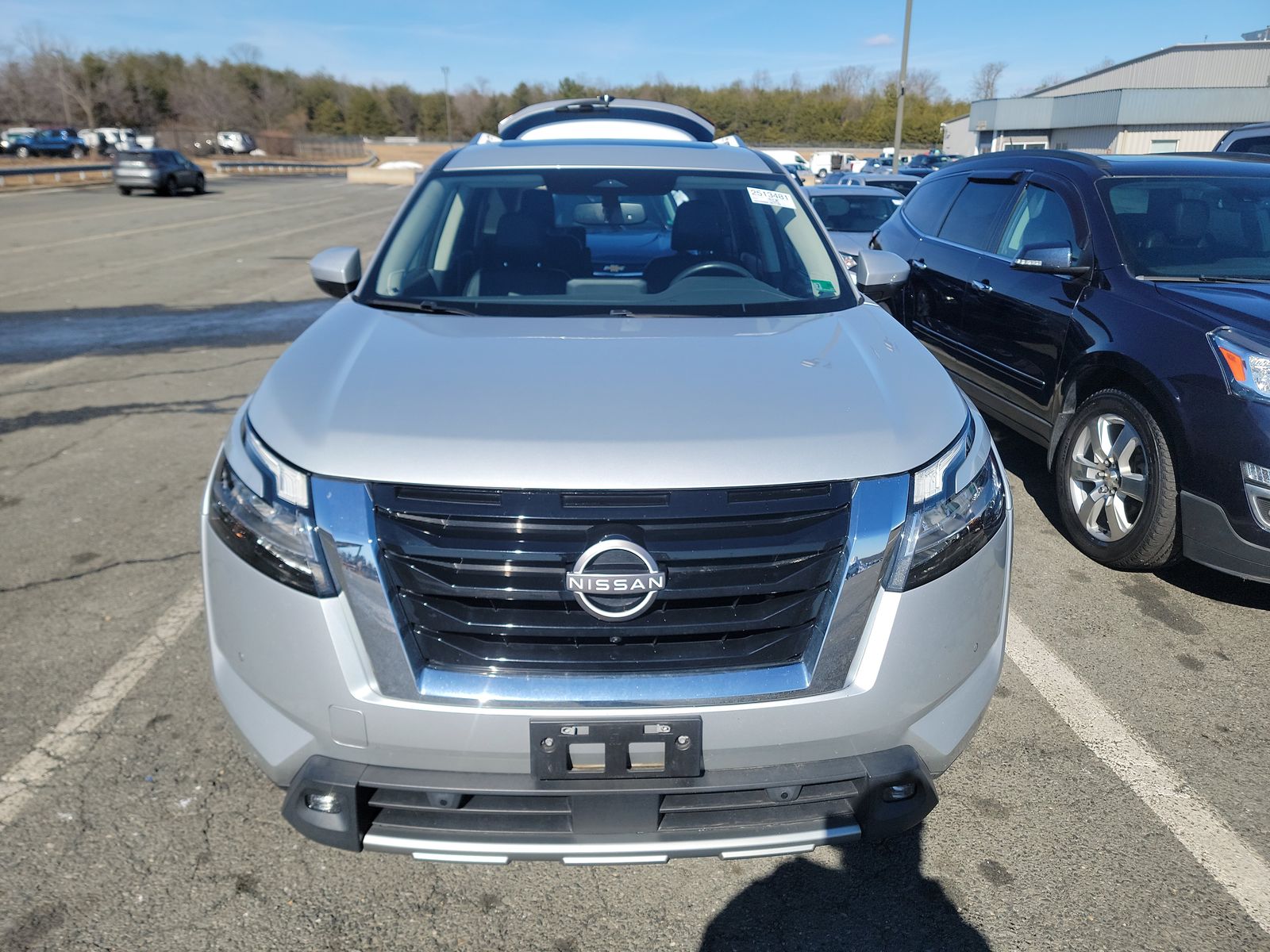 2022 Nissan Pathfinder SL AWD