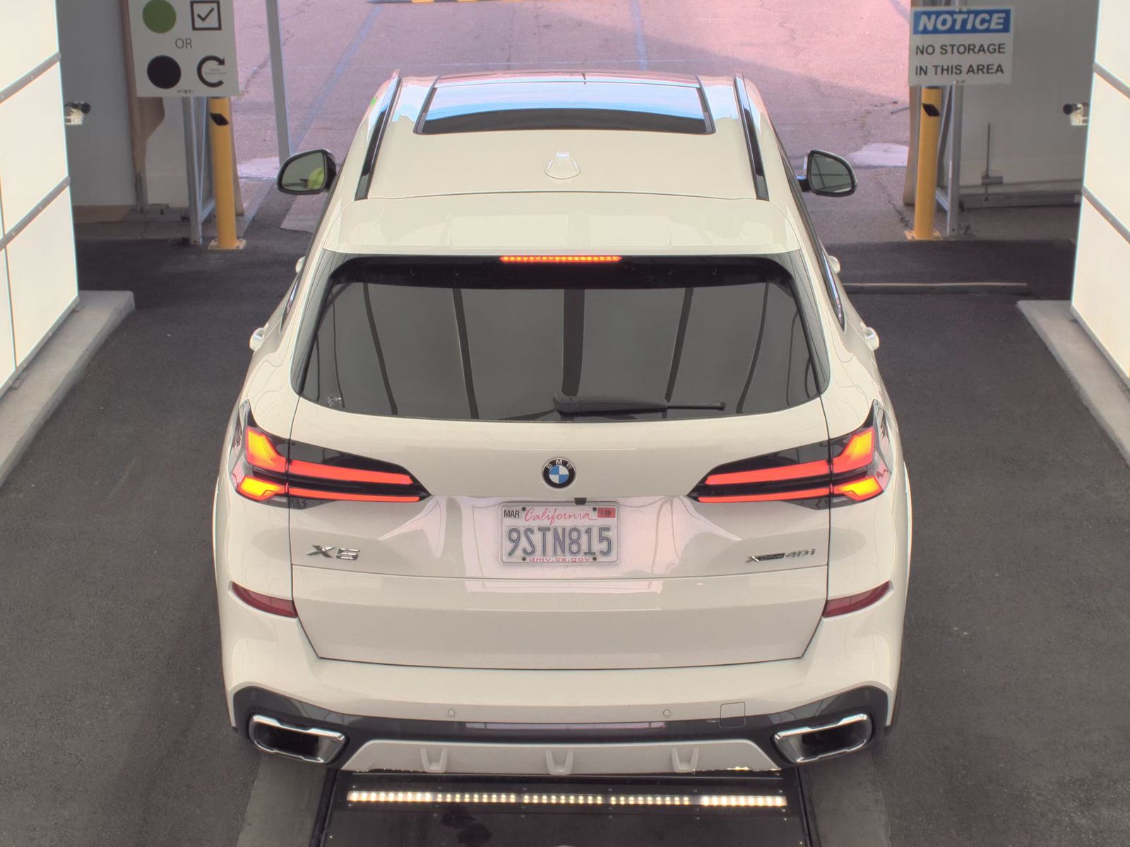 2025 BMW X5 xDrive40i AWD