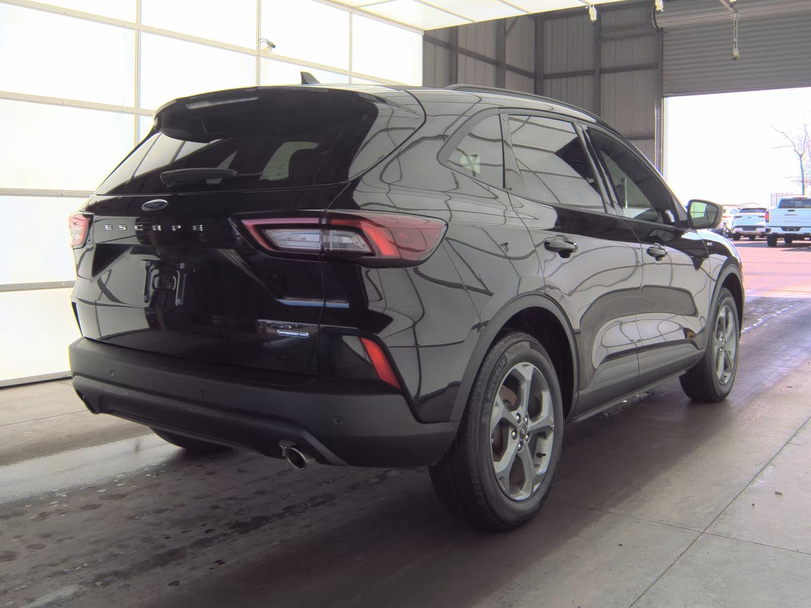 2025 Ford Escape Hybrid ST-Line Elite AWD