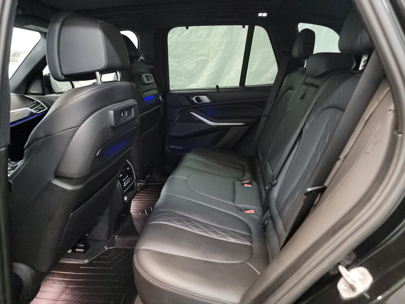 2022 BMW X5 M50i AWD