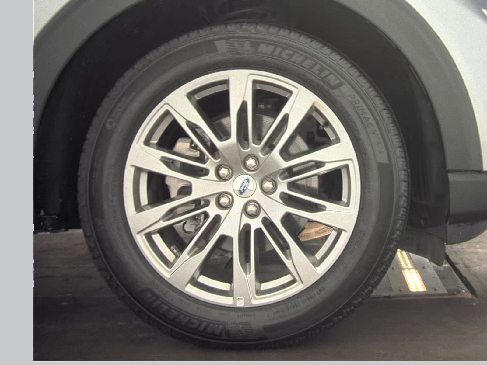 2025 Ford Explorer Platinum FWD