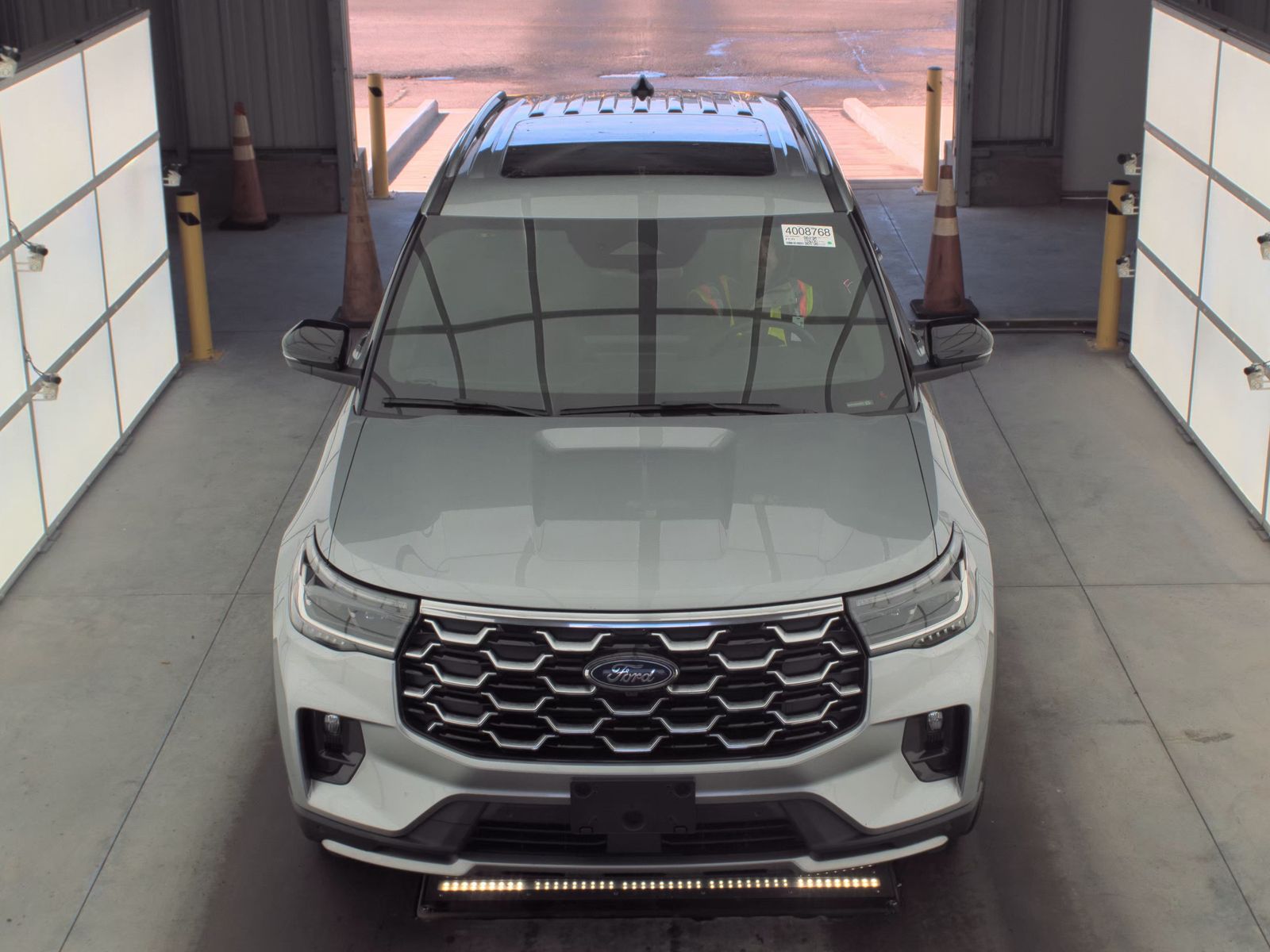 2025 Ford Explorer Platinum FWD