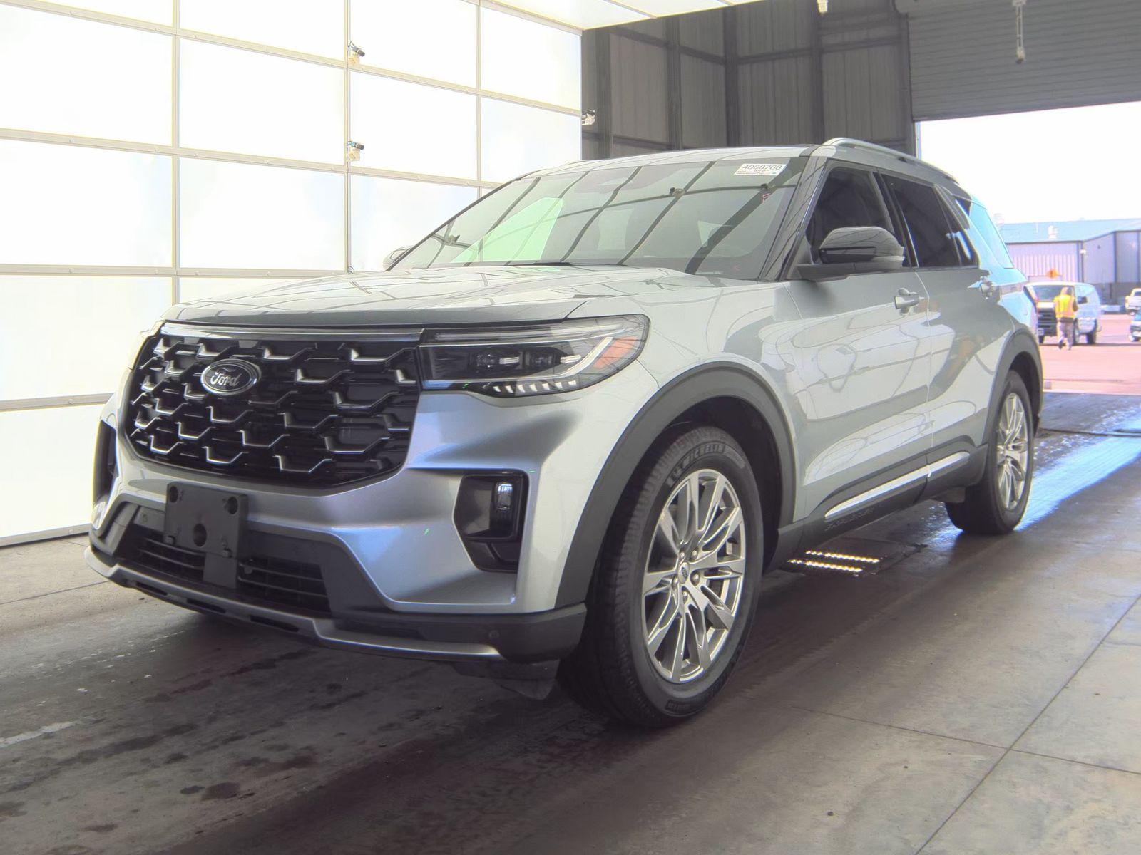 2025 Ford Explorer Platinum FWD