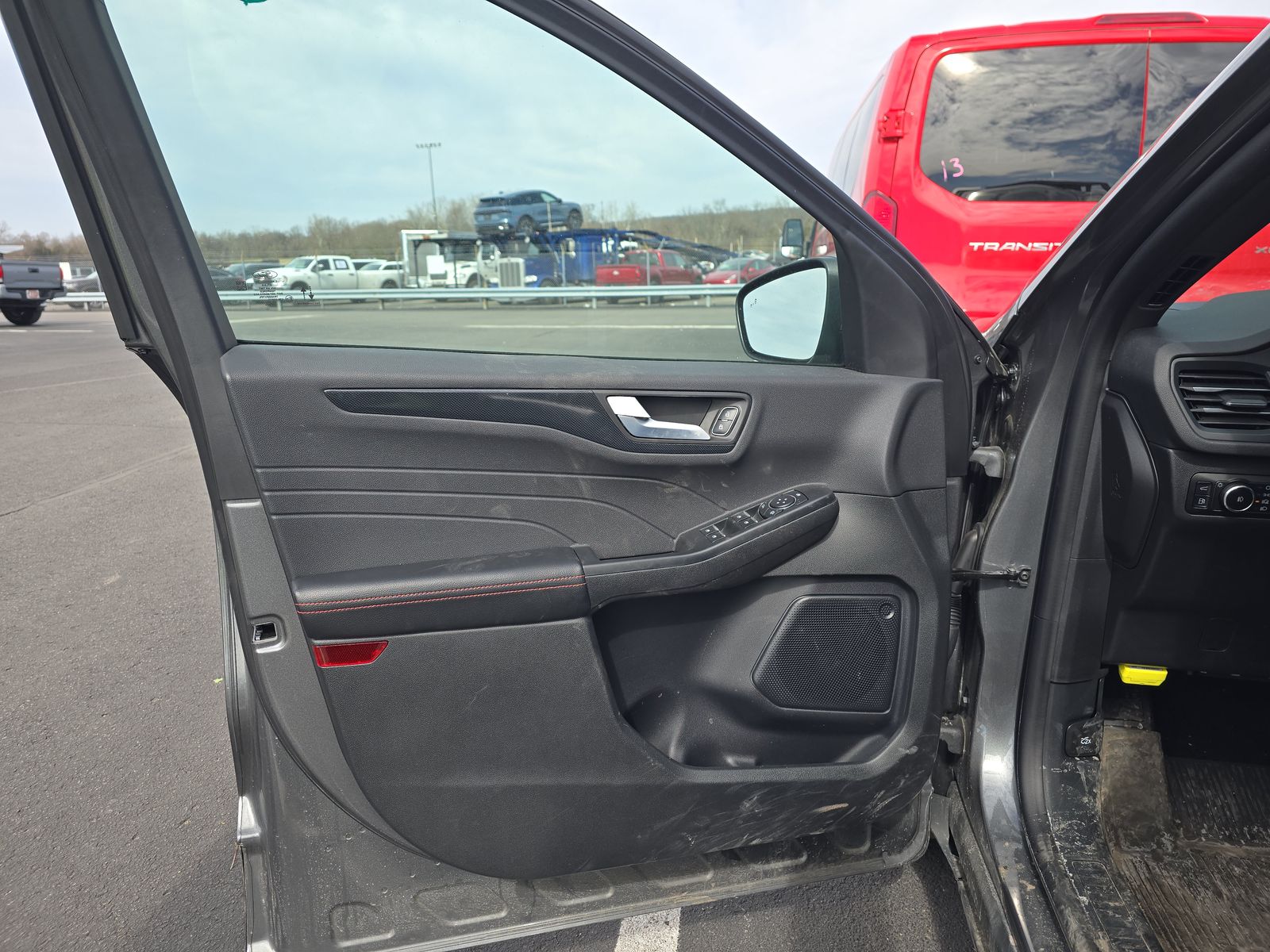 2025 Ford Escape Hybrid ST-Line Elite AWD