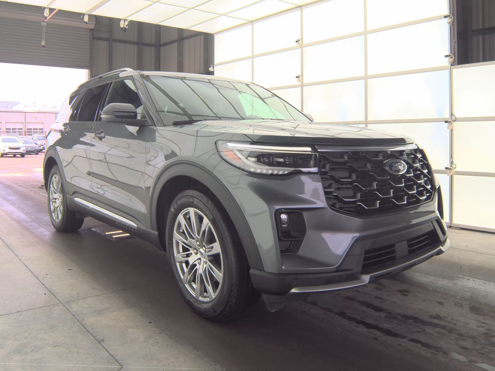 2025 Ford Explorer Platinum RWD