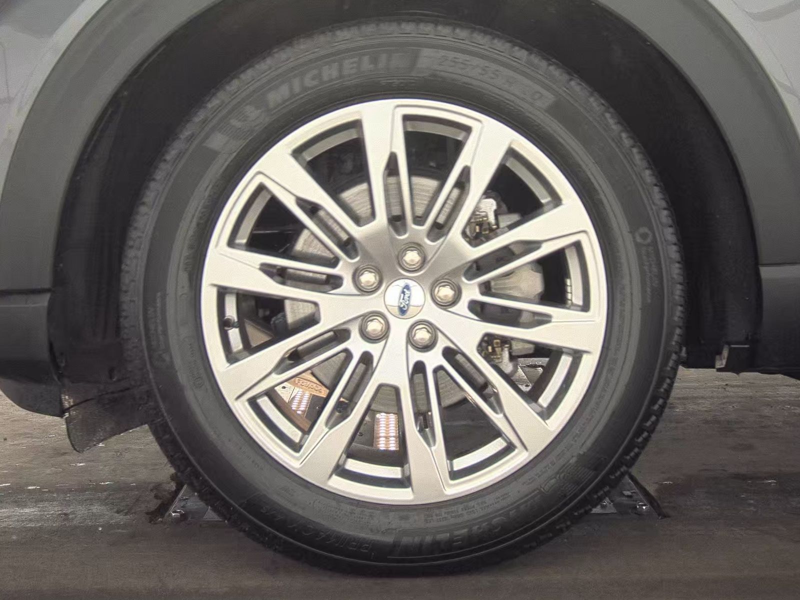 2025 Ford Explorer Platinum RWD