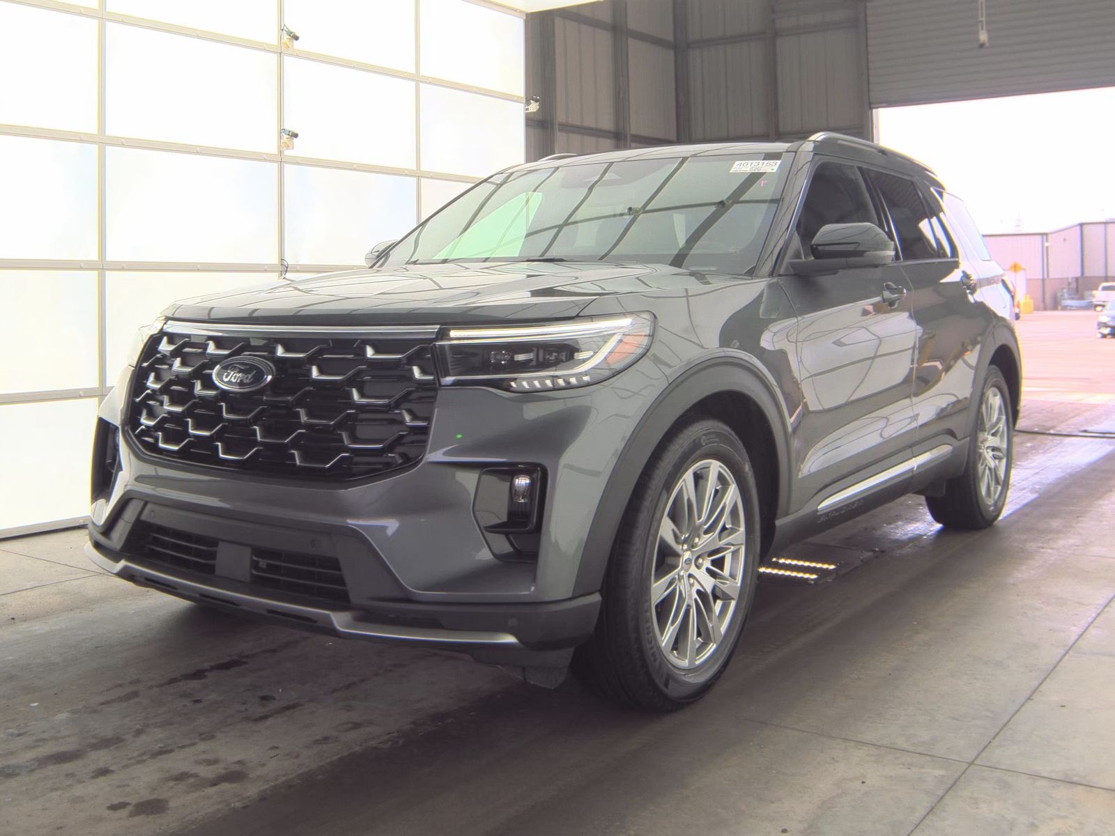 2025 Ford Explorer Platinum RWD