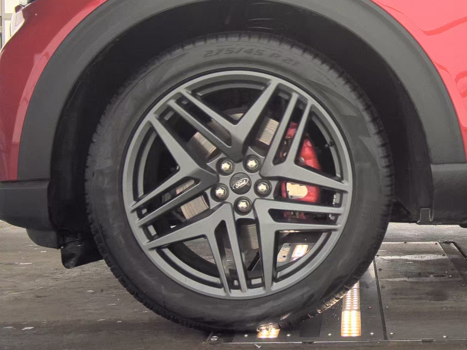 2025 Ford Explorer ST AWD