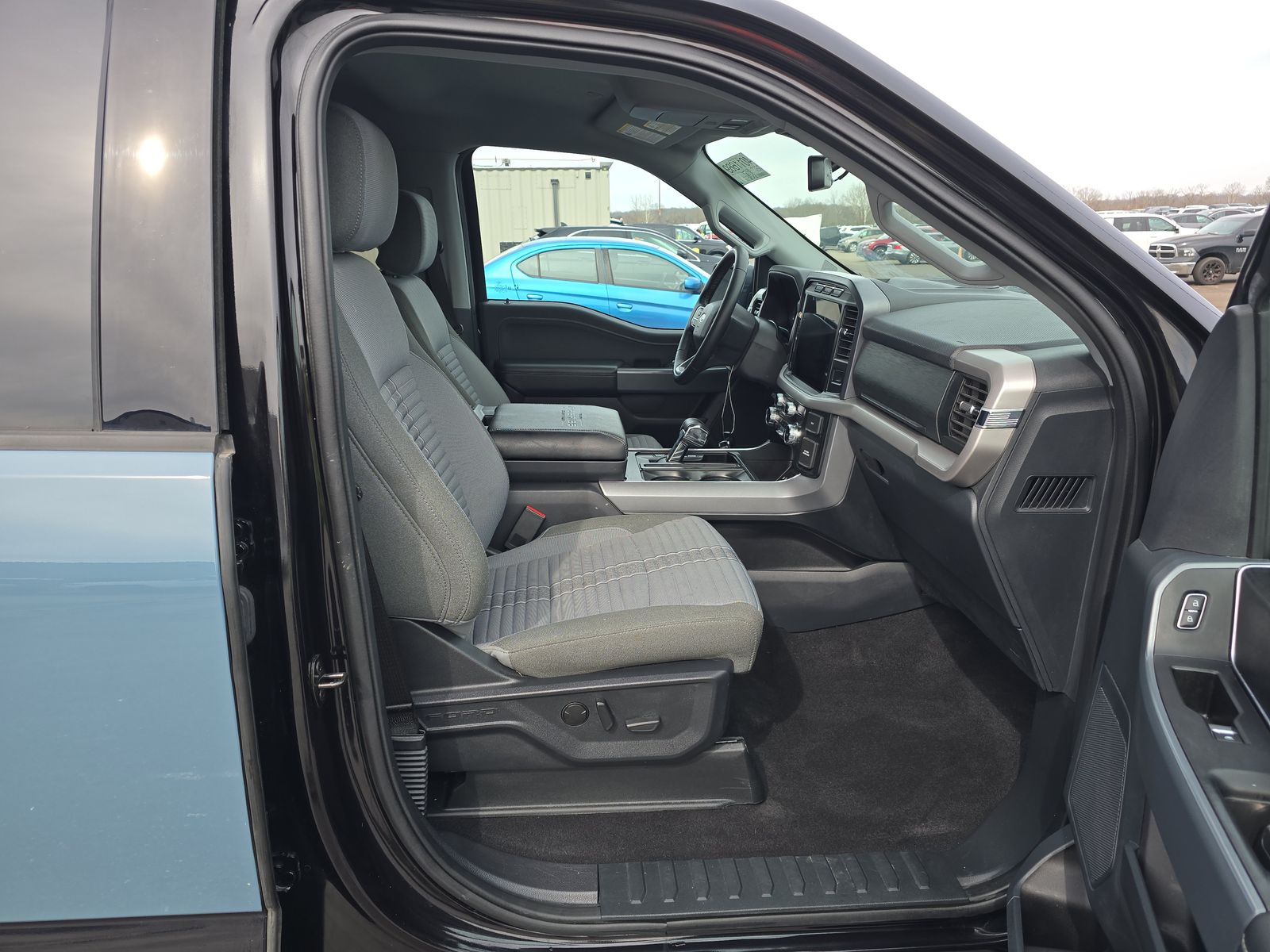 2023 Ford F-150 XLT AWD