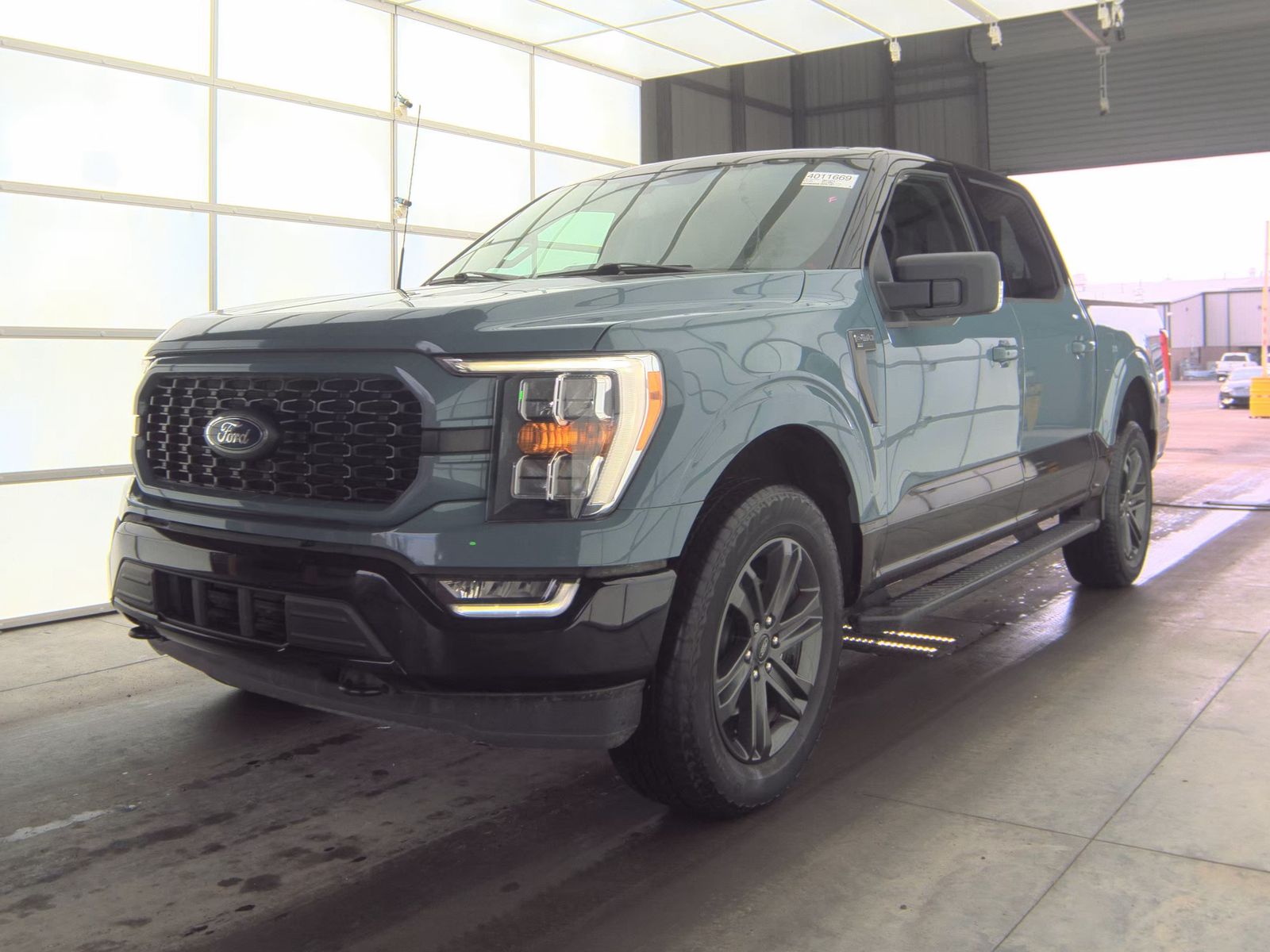 2023 Ford F-150 XLT AWD
