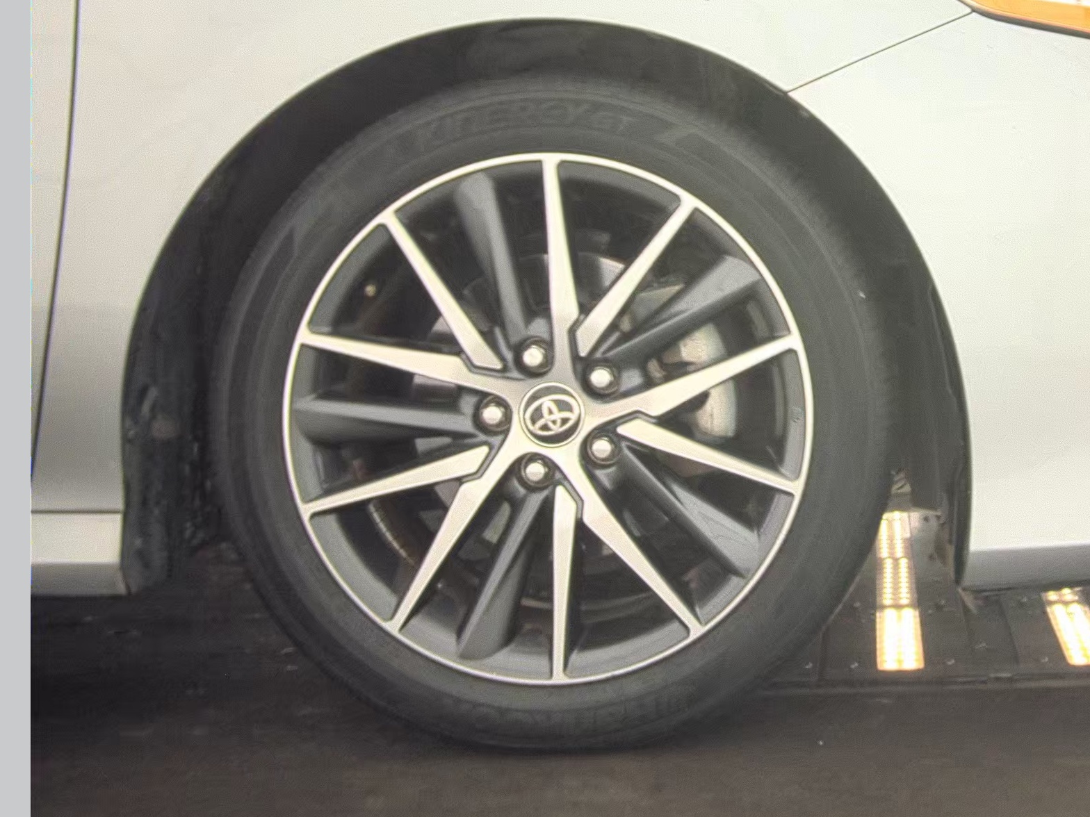 2021 Toyota Camry XLE FWD