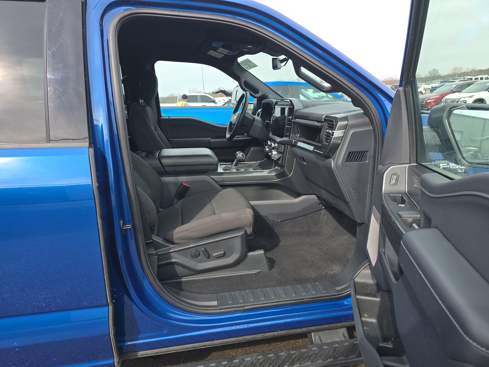 2023 Ford F-150 XLT AWD