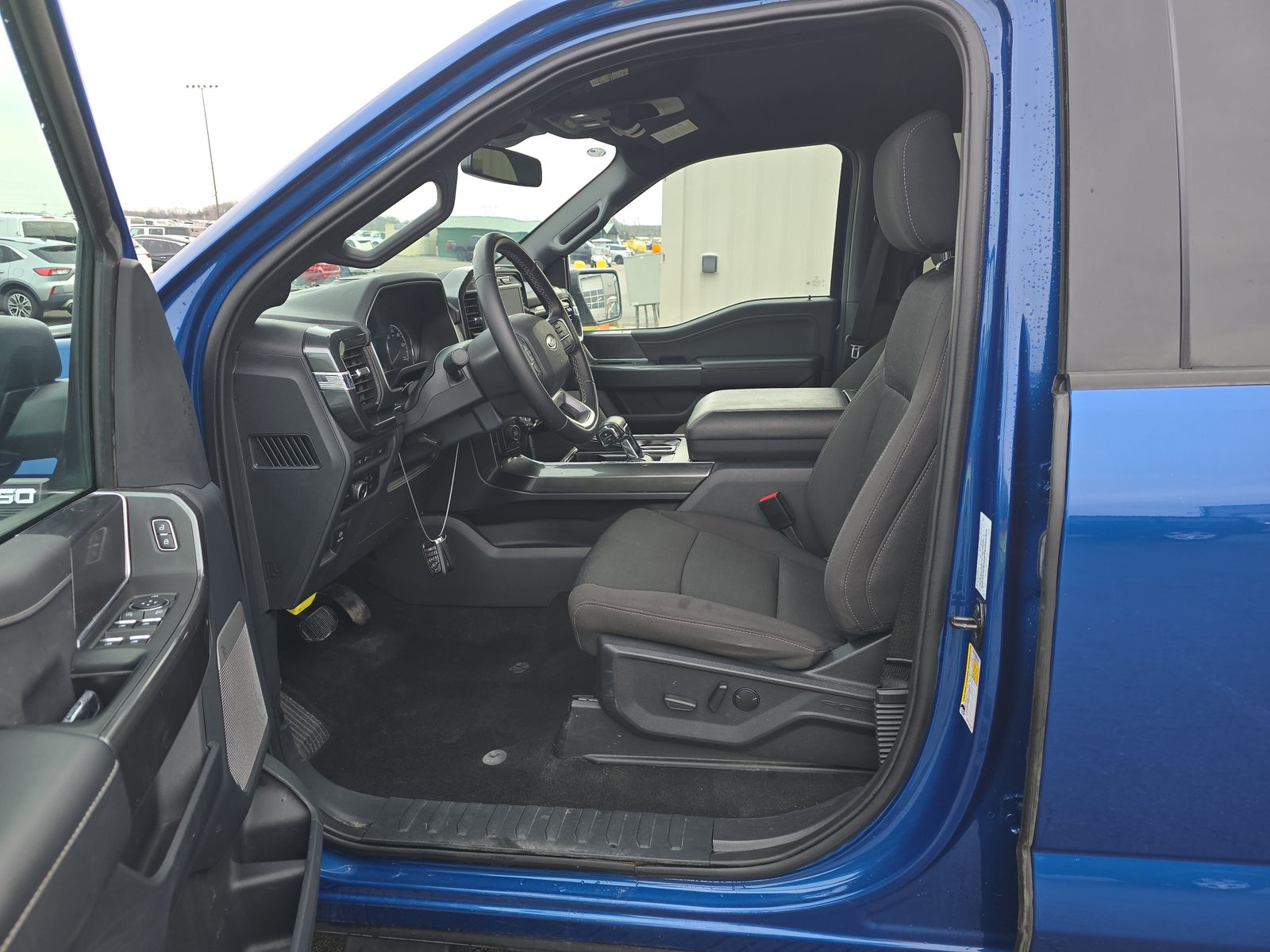 2023 Ford F-150 XLT AWD