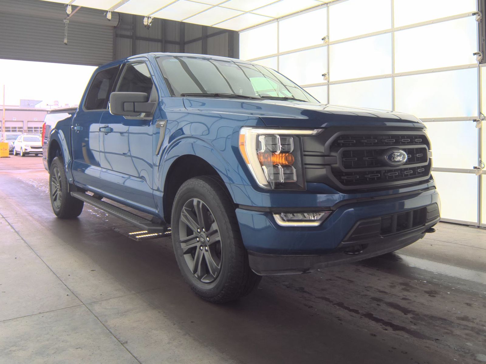 2023 Ford F-150 XLT AWD
