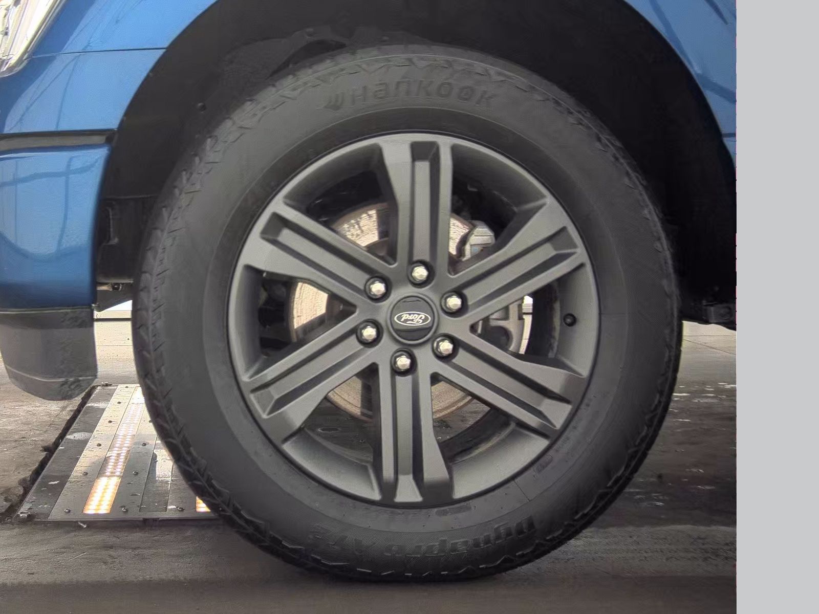 2023 Ford F-150 XLT AWD