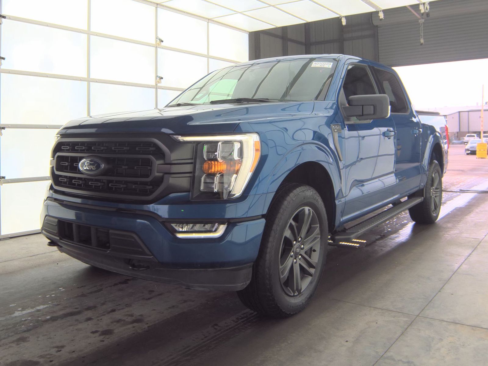 2023 Ford F-150 XLT AWD