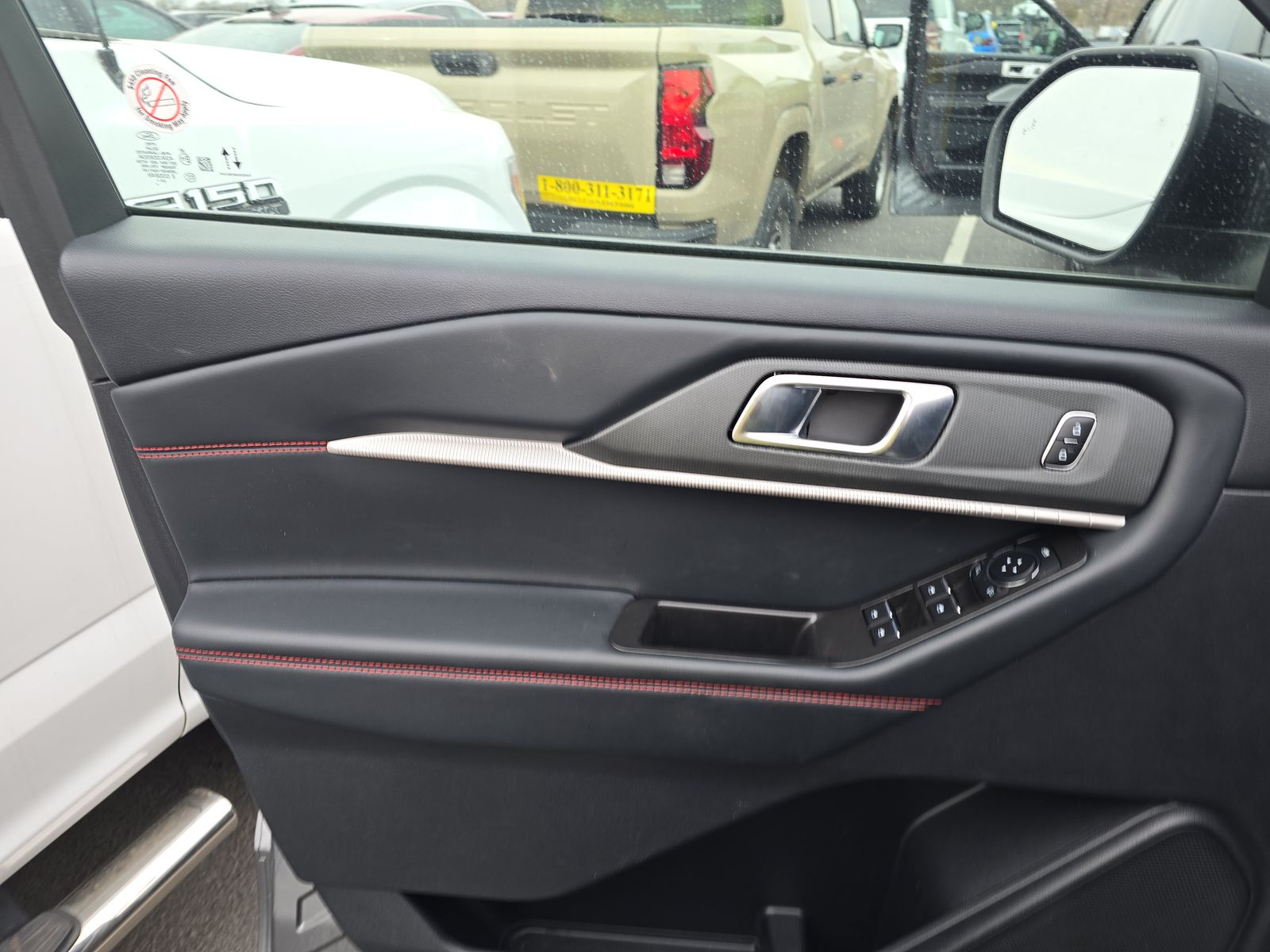 2025 Ford Explorer ST-Line AWD