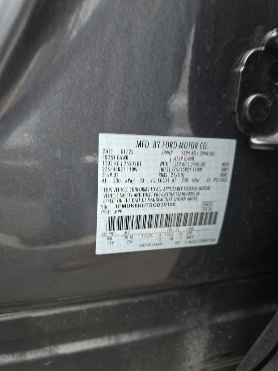 2025 Ford Explorer ST-Line AWD