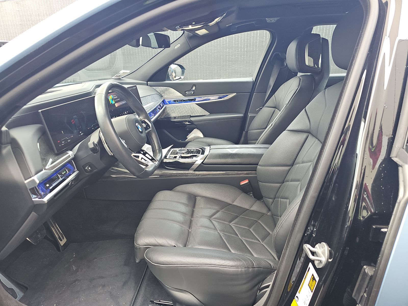 2024 BMW 7 Series 760i xDrive AWD